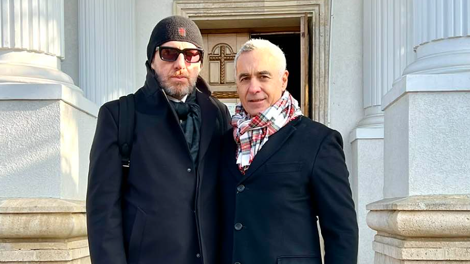 Nicolae Voiculeț susține că a fost exclus de la toate concertele naționale și internaționale finanțate cu bani publici din cauză că îl susține pe Călin Georgescu: Nu mă veți reduce la tăcere. Îl susțin până va deveni Președintele României. Românii care s-au trezit în conștiință nu mai pot fi îngenuncheați!