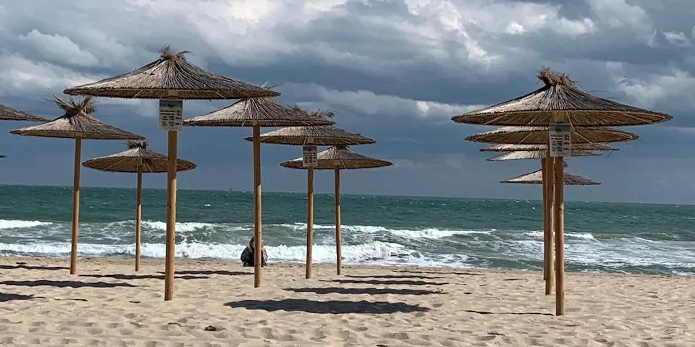 Cu voucherele de vacanță înjumătățite, turismul românesc a scăzut în 2025