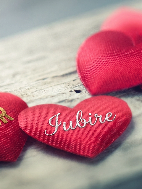De ce am renunțat la „amor” pentru „iubire”? Cum ne raportăm la ceilalți prin cuvinte