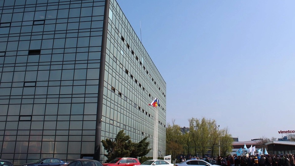 ALRO își consolidează poziția în industria aluminiului, cu afaceri de aproape 3 miliarde de lei în primele nouă luni din 2025