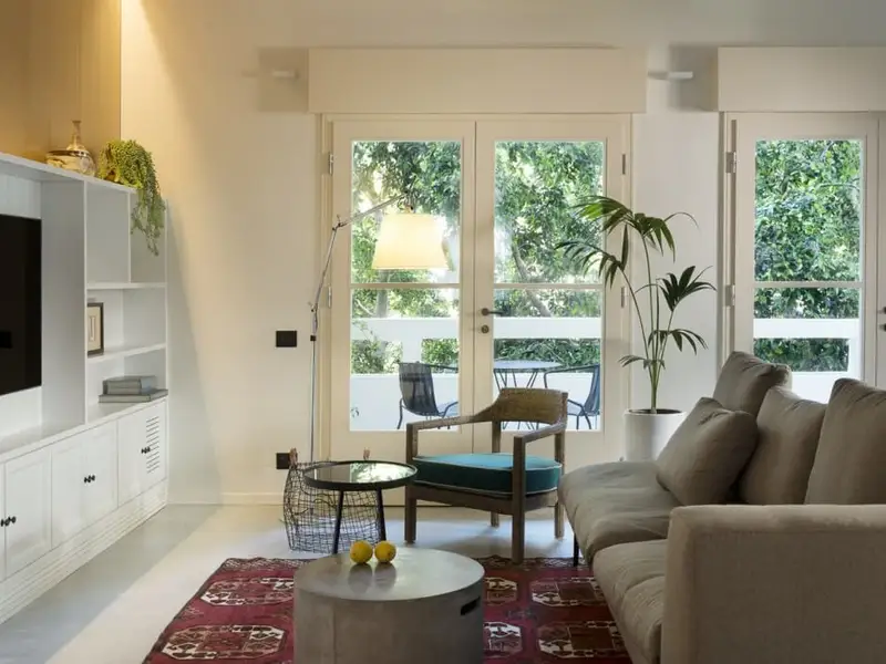 Decor inventiv si modern in 75 mp