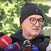 Becali continuă războiul cu patronul Realitatea TV: Era un şoricel la puşcărie