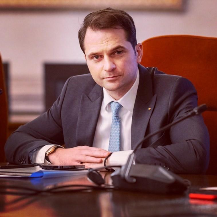 Sebastian Burduja: Aproximativ 200 de companii din industria românească vor beneficia de o reducere de 75% / 85% privind plata certificatelor verzi, un sprijin real pentru păstrarea locurilor de muncă şi pentru productivitatea economiei naţionale