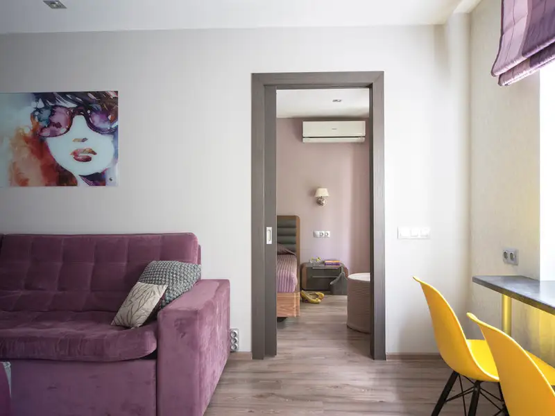 Un apartament de 43 metri patrati amenajat pentru un cuplu tanar