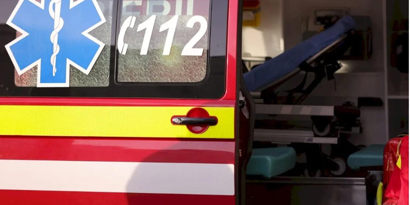 O fată de 12 ani a fost rănită aseară în urma unui incident într-un parc din Sectorul 4 al Capitalei