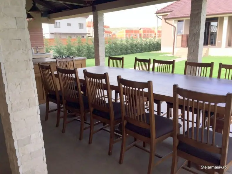 Durabilitate si confort mobilierul din lemn de stejar