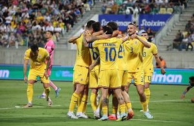 Lucescu a convocat 26 de jucători pentru meciurile cu Bosnia și San Marino. Patru sunt debutanți!