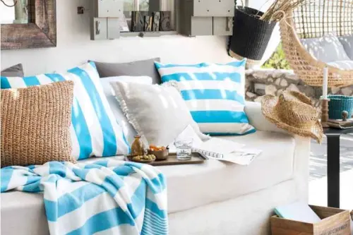 Design inspirat de vara accesorii simple si de efect