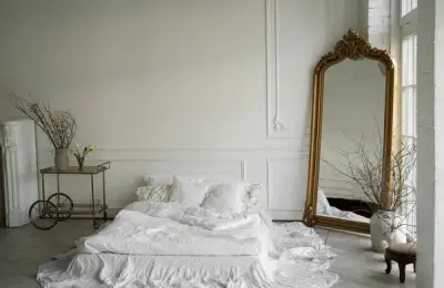 Mirrors in the Bedroom: How They Can Help You Style This Room