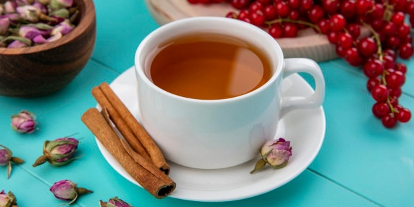 Ceaiul de la ora 5: sănătos, revigorant şi aromat