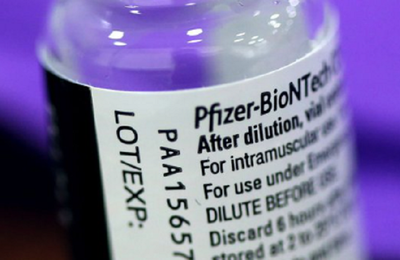 FT: Pfizer şi BioNTech au propus ca UE să plătească jumătate de preţ pentru fiecare doză de vaccin pentru Covid-19 anulată