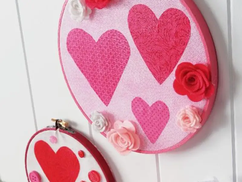 Decoratiuni interioare pentru Valentines Day