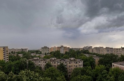 Vreme de Crăciun în vacanța de Paște: Bucureștiul rămâne sub asediul frigului, iar la munte se depune strat nou de zăpadă