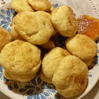 Vipt și merinde. Dejun. Mâncarea prin etimologie.