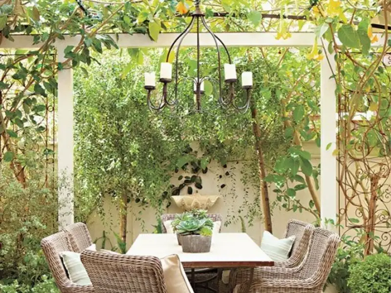 Modele de scaune din ratan pentru decor de vara