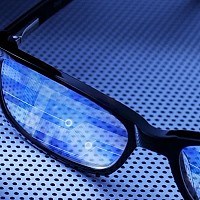 Viitorul e aproape: Google anunță când lansează ochelarii inteligenți cu AI