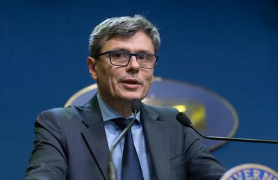 Virgil Popescu: OMV a dat România în judecată pe clauza de preemţiune din legea offshore privind vânzarea gazului din Marea Neagră. Nu cred că are vreo şansă la Curtea de Arbitraj / Nu aş ceda nimic pentru dreptul nostru de a intra în Schengen