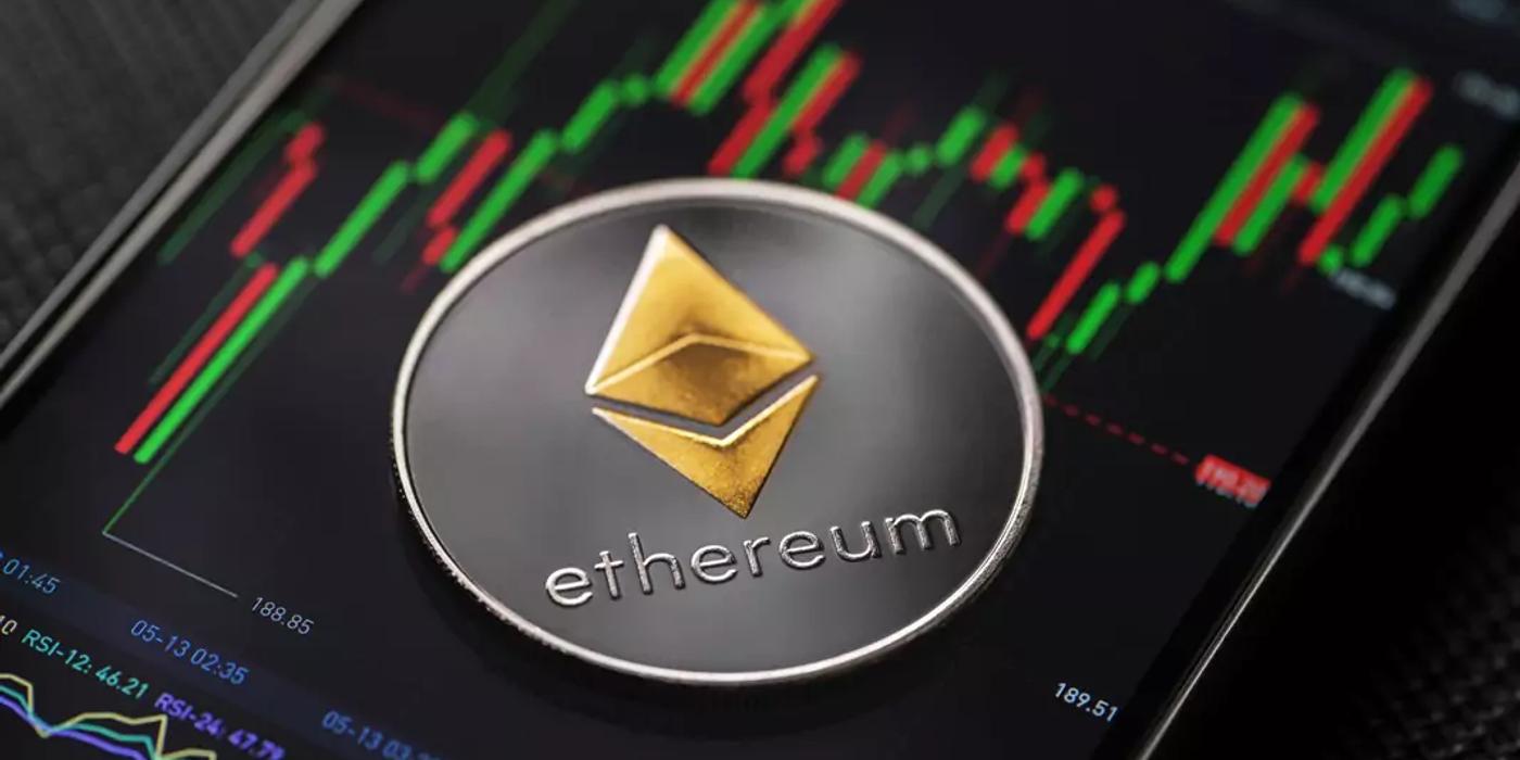 Criptomoneda Ethereum depășește pragul de 4.300 dolari