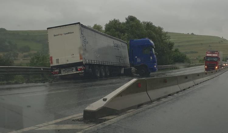 Accident rutier, în această după-amiază, într-un sat din drumul spre Huedin