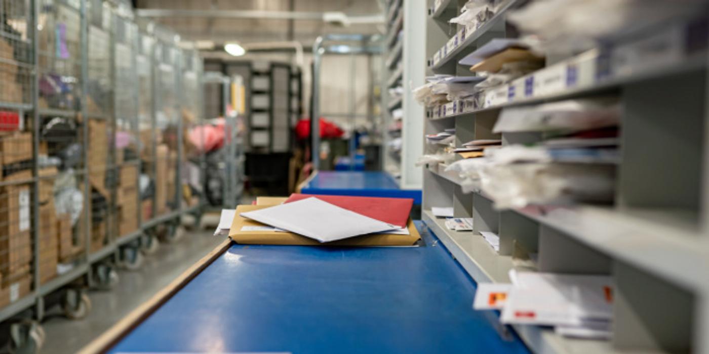 Proiect Autoritatea din Comunicaţii: Limita de greutate a coletelor, în acord cu reglementările în materie, se modifică de la 50 kg la 31,5 kg