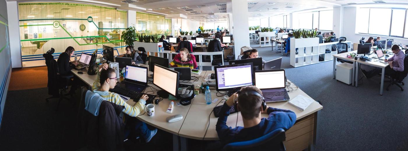 CAROBS Cluj, a cumpărat integral filiala din Ungaria, AROBS Pannonia Software Kft