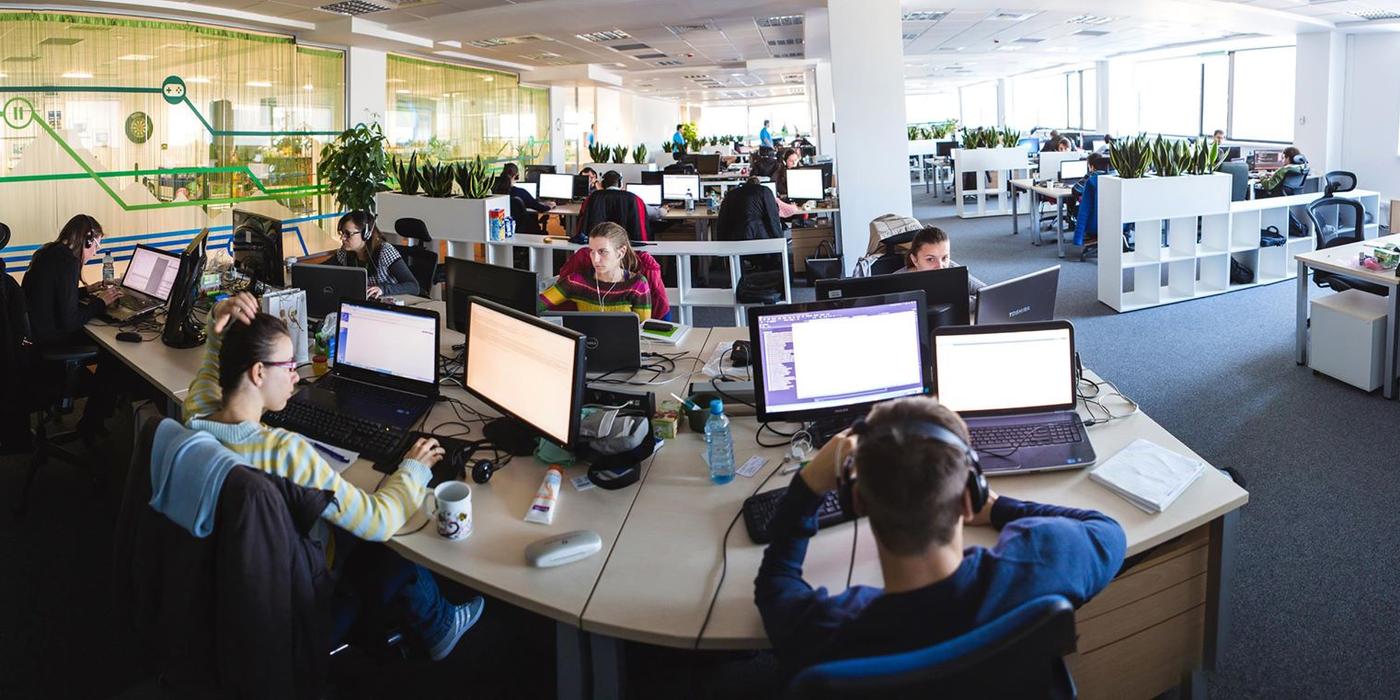 CAROBS Cluj, a cumpărat integral filiala din Ungaria, AROBS Pannonia Software Kft