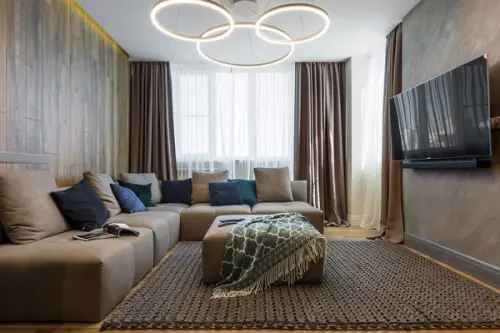 Amenajare in stil modern cu accente de culoare si contraste