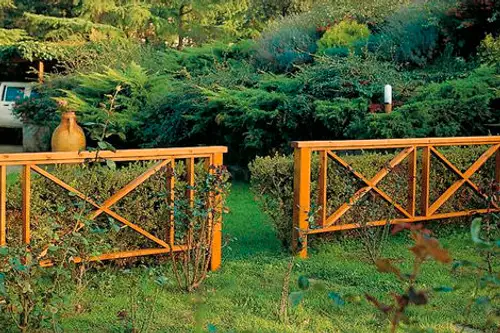 Modele moderne si frumoase de garduri pentru gradina