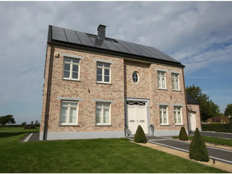 Schimba look-ul casei tale cu simulatorul klinker!