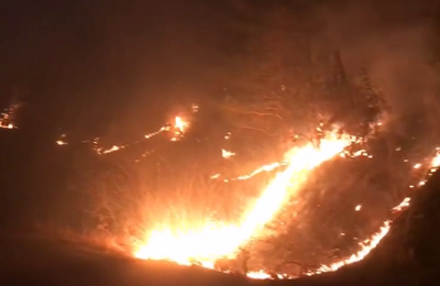 9 hectare de vegetație arse ca urmare a izbucnirii a două incendii în zona localității Micești