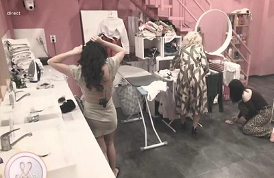 Doamna Dorina a spart, fără să vrea, paleta de farduri a Mihaelei. Cum a reacționat iubita lui Ștefan