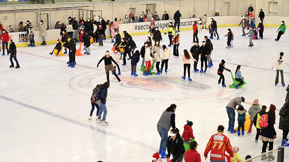 Ce program are Patinoarul Berceni Arena în ultimul weekend din martie.