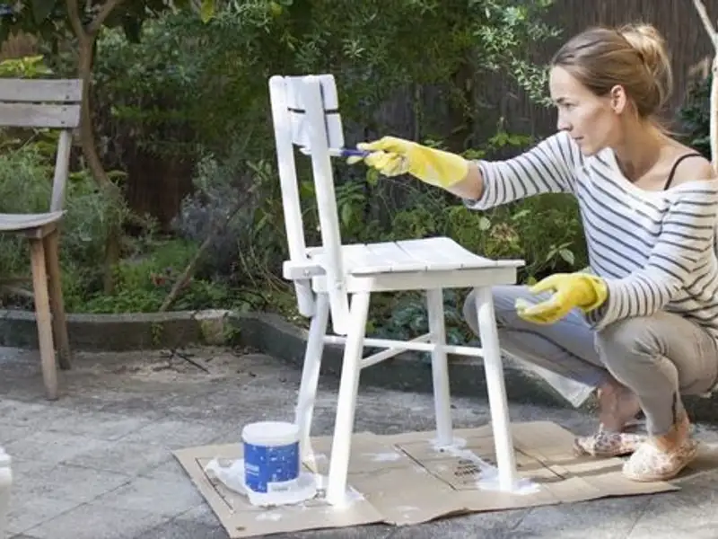 5 sfaturi pentru vopsirea corecta a unei piese de mobilier