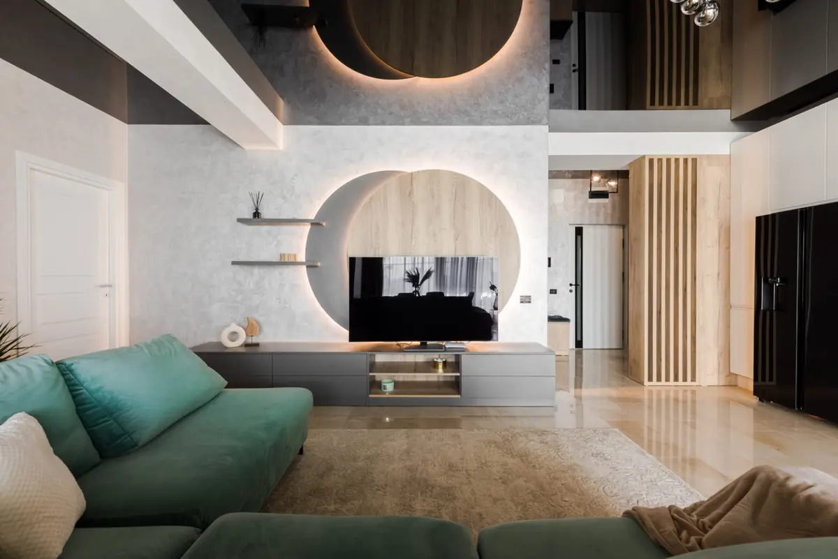 Amenajare glam cu influente scandinave pentru un apartament de 3 camere din Constanta