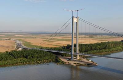 CNAIR: Siguranţa celor care circulă pe Podul Suspendat peste Dunăre de la Brăila nu este pusă în pericol absolut deloc / Contractul nu este finalizat, iar recepţia lucrărilor se va face doar după îndeplinirea tuturor standardelor de calitate