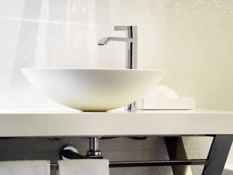 Baterii de chiuvetă care fac diferența în amenajarea băii- tipuri și forme