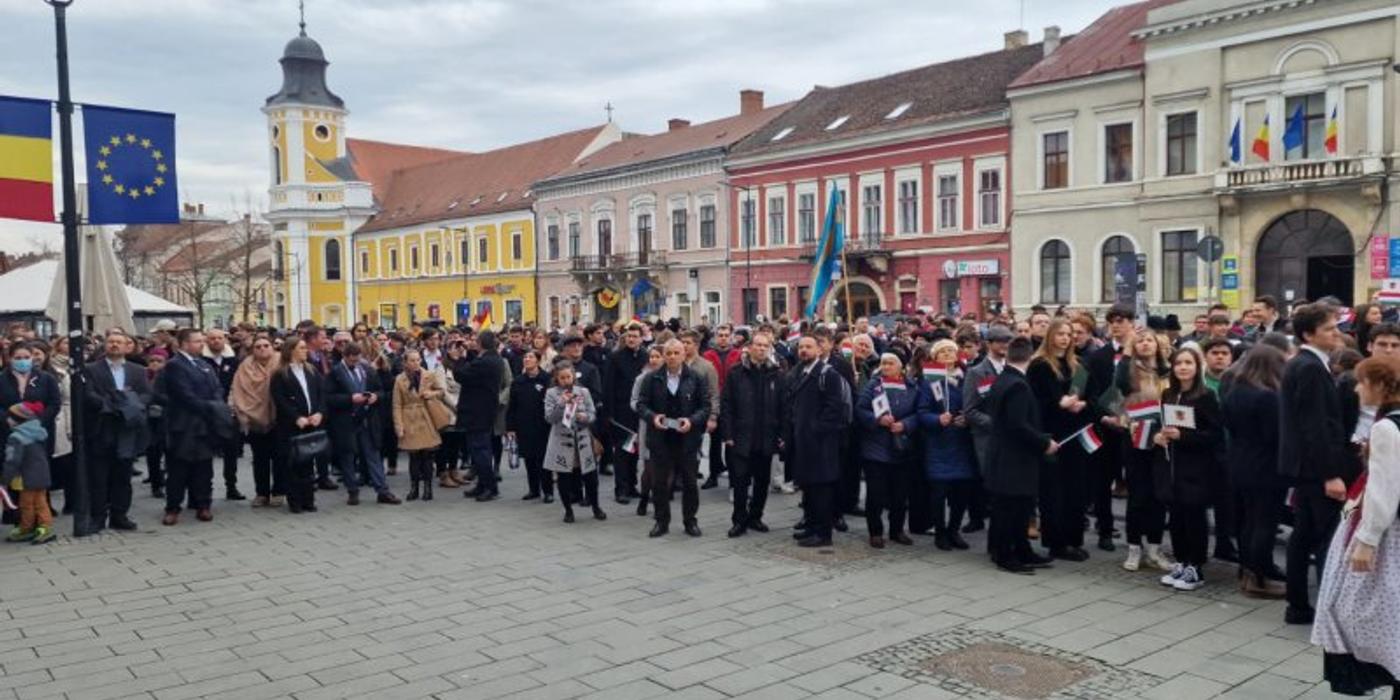 Ieri, 15 martie 2023, cetățenii maghiari din Cluj-Napoca au sărbătorit Ziua Maghiarilor de Pretutindeni
