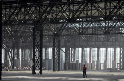 Primăria Sectorului 3 dorește să transforme Hala Laminor, recent renovată, într-un mall cultural