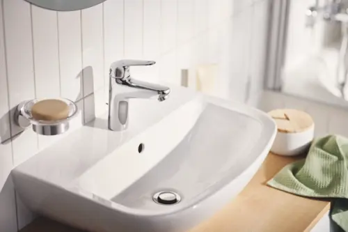 Un nou an, o nouă baie: Modernizare DIY prin relansarea gamei de baterii GROHE Swift