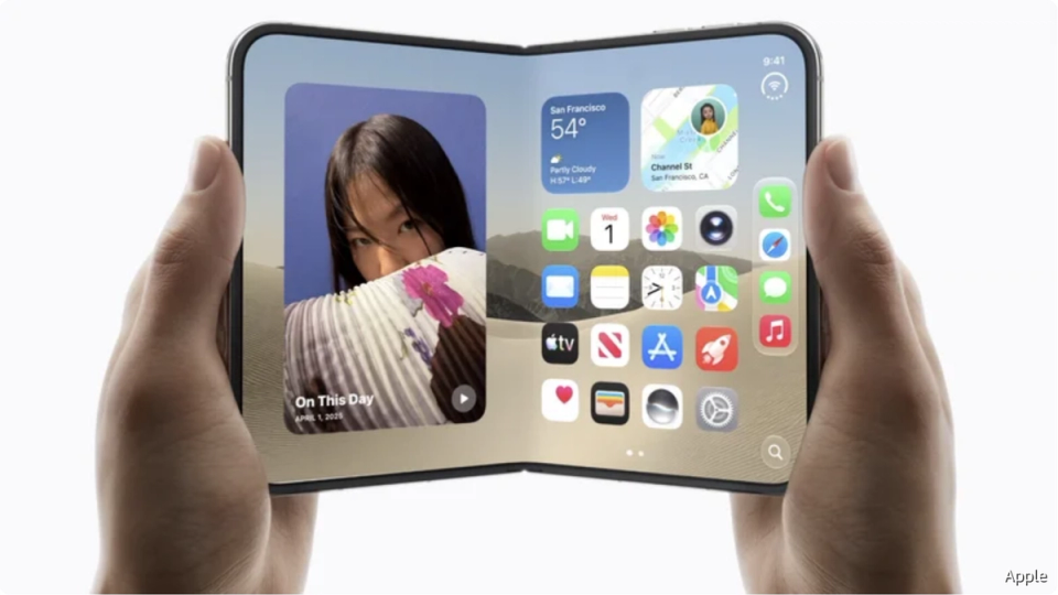 Apple a lansat primul iPhone pliabil: Tot ce s-a anunțat la evenimentul „Surprise and Shine”