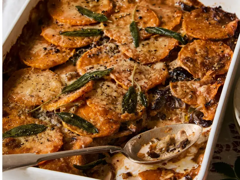 Dovleac gratinat cu salvie, o garnitură plină de aromă pentru iarnă