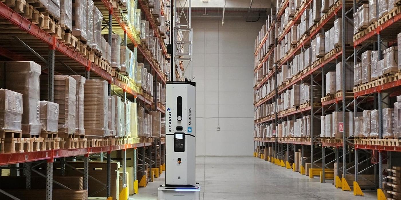 Roboții autonomi Dexory lucrează pentru prima oară într-un centru logistic din România