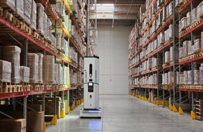 Roboții autonomi Dexory lucrează pentru prima oară într-un centru logistic din România