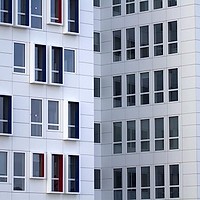 Zâmbetul de joi | Aventuri imobiliare