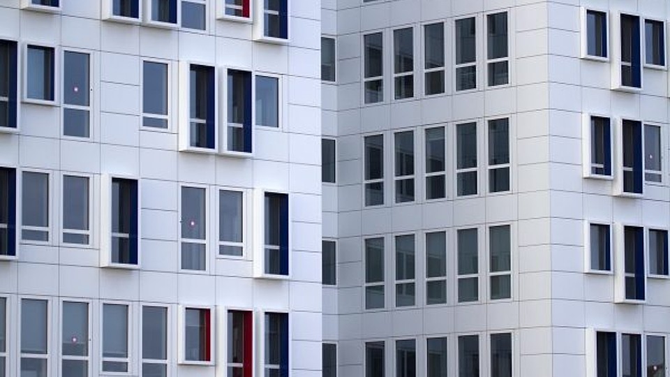 Zâmbetul de joi | Aventuri imobiliare