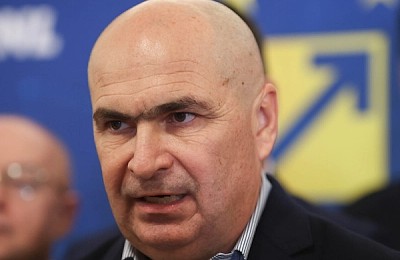 Ilie Bolojan: Crin Antonescu are mari șanse să câștige alegerile. Ce spune despre demisia lui Iohannis