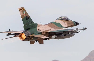 Avioane F-16, Gripen, Eurofighter și F-35, gata să apere Ucraina. Suplinesc 10.000 de militari