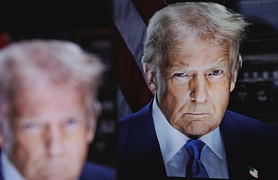Trump a pornit mașinăria de război pentru a lovi în plin Rusia