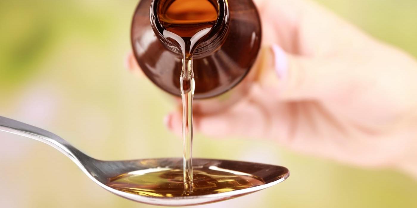 300 de copii au murit în cauza siropurilor pentru tuse de calitate inferioară fabricate în India – OMS. Ce conțin aceste siropuri