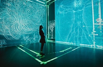 „Da Vinci – The Immersive Show”: Expoziția imersivă de la MINA București care te poartă în mintea unui geniu